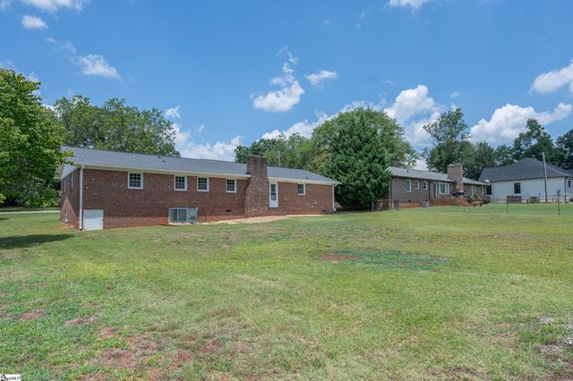 115 Wolfe Road, Greer, SC 29650