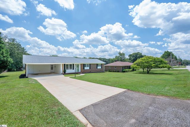 115 Wolfe Road, Greer, SC 29650