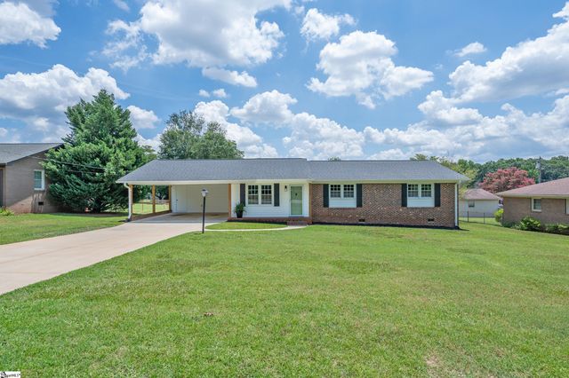 115 Wolfe Road, Greer, SC 29650