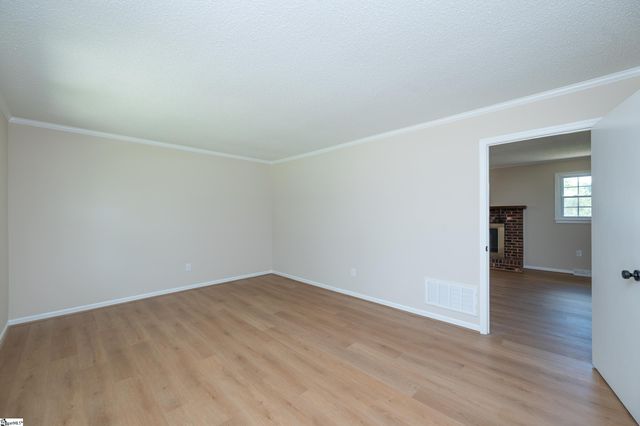 115 Wolfe Road, Greer, SC 29650