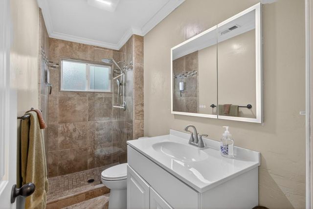 8432 Gaylor Way, Carmichael, CA 95608