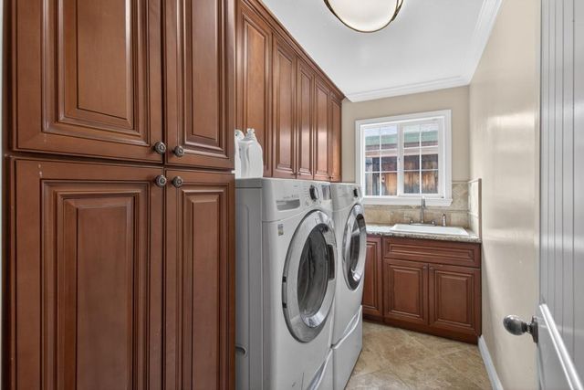 8432 Gaylor Way, Carmichael, CA 95608