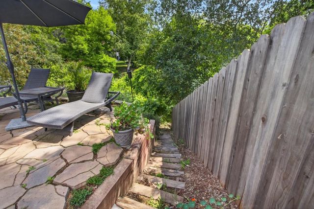 8432 Gaylor Way, Carmichael, CA 95608