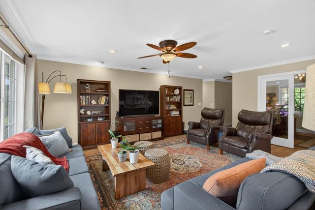 8432 Gaylor Way, Carmichael, CA 95608