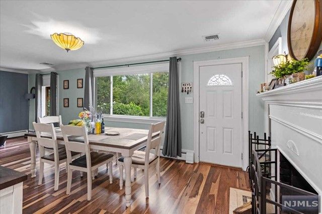 31 Leonard Avenue, West Milford, NJ 07480