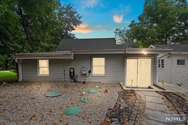 31 Leonard Avenue, West Milford, NJ 07480