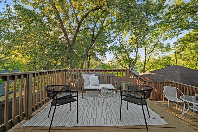 6804 Vivian Avenue, Dallas, TX 75223