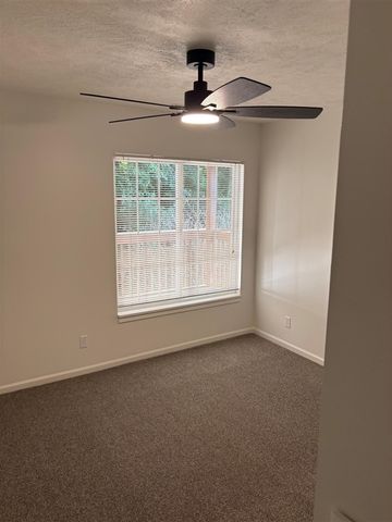 217 Hunters Lane 6, Rockford, MI 49341
