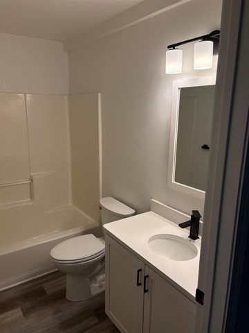 217 Hunters Lane 6, Rockford, MI 49341