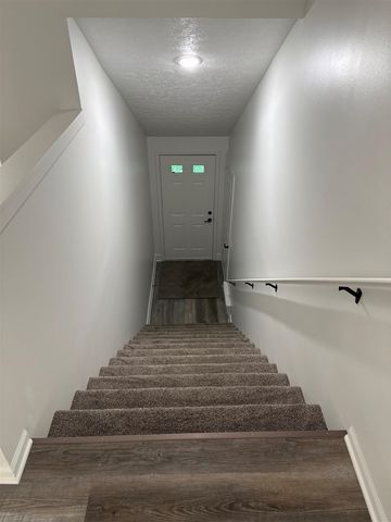 217 Hunters Lane 6, Rockford, MI 49341