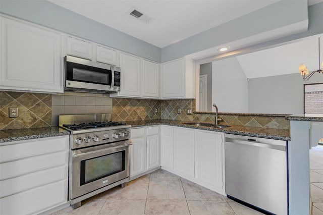 2207 Briarwest Boulevard, Houston, TX 77077