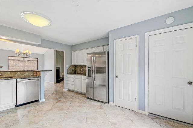 2207 Briarwest Boulevard, Houston, TX 77077