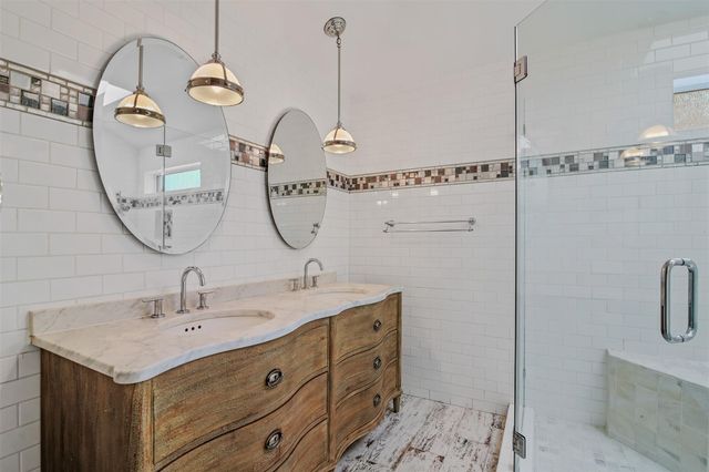 2207 Briarwest Boulevard, Houston, TX 77077