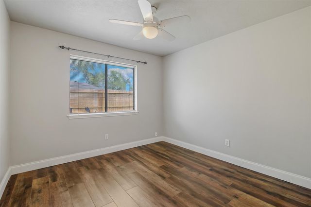 2207 Briarwest Boulevard, Houston, TX 77077