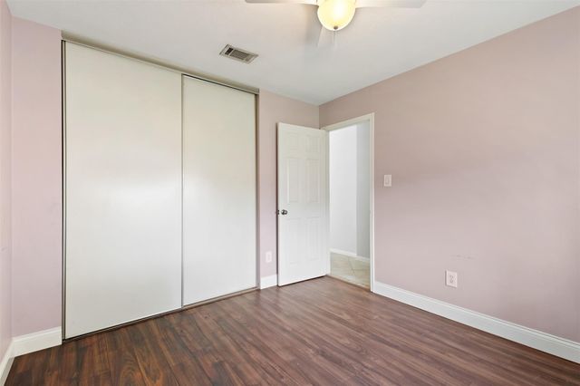 2207 Briarwest Boulevard, Houston, TX 77077