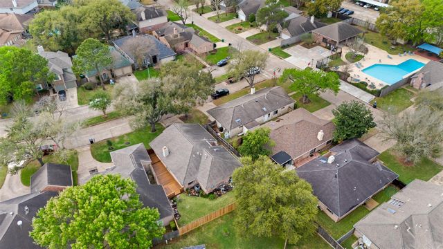 2207 Briarwest Boulevard, Houston, TX 77077