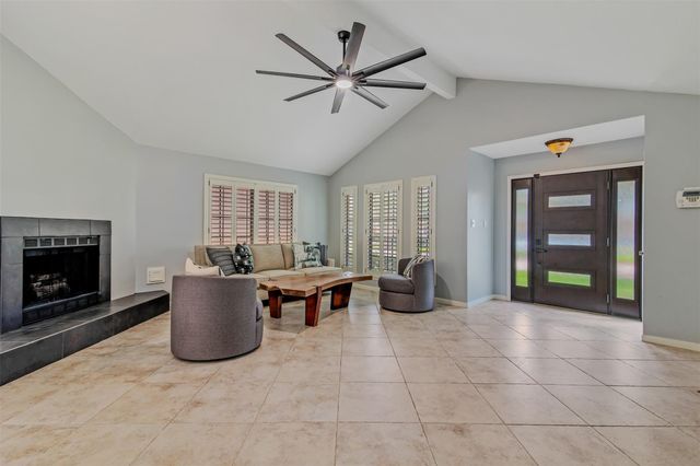 2207 Briarwest Boulevard, Houston, TX 77077