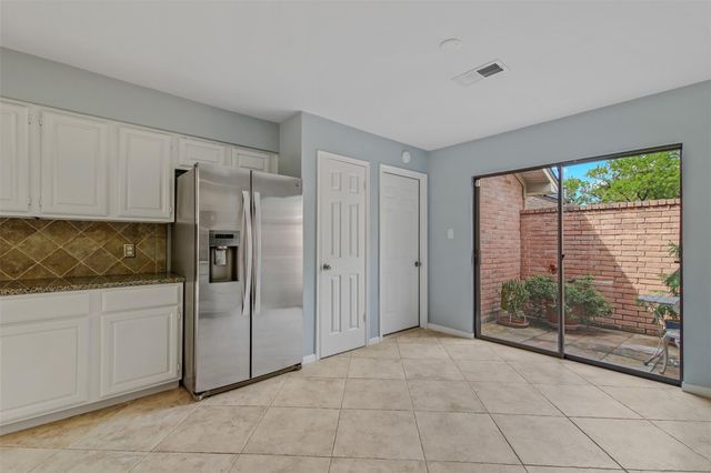 2207 Briarwest Boulevard, Houston, TX 77077