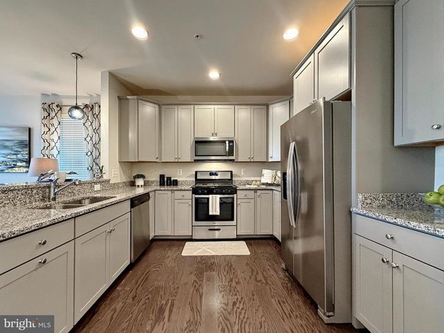 84 JOCKEY DR, La Plata, MD 20646