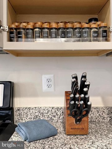 84 JOCKEY DR, La Plata, MD 20646