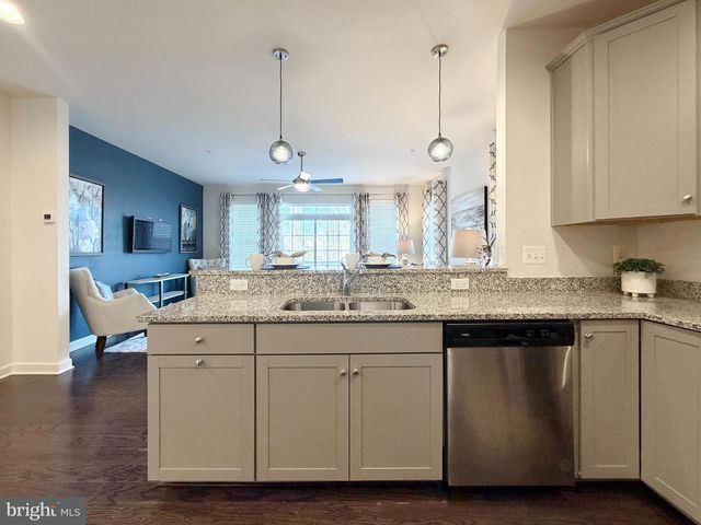 84 JOCKEY DR, La Plata, MD 20646