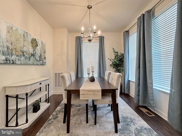 84 JOCKEY DR, La Plata, MD 20646