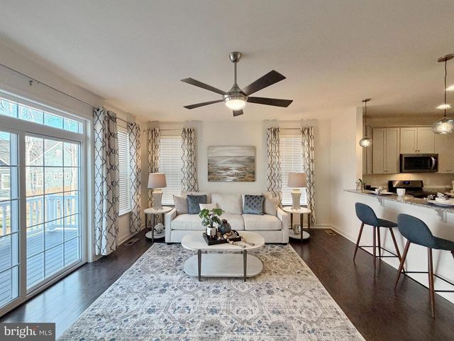 84 JOCKEY DR, La Plata, MD 20646