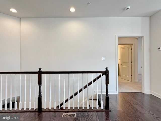 84 JOCKEY DR, La Plata, MD 20646