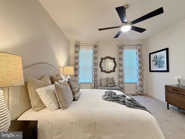 84 JOCKEY DR, La Plata, MD 20646