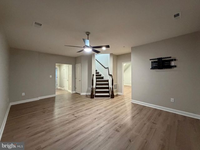 84 JOCKEY DR, La Plata, MD 20646