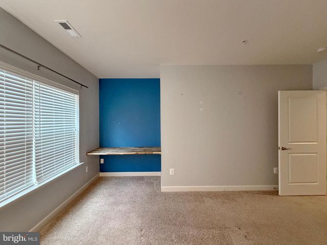 84 JOCKEY DR, La Plata, MD 20646