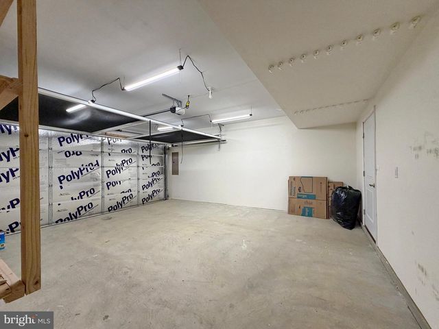 84 JOCKEY DR, La Plata, MD 20646