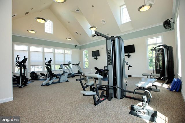 84 JOCKEY DR, La Plata, MD 20646