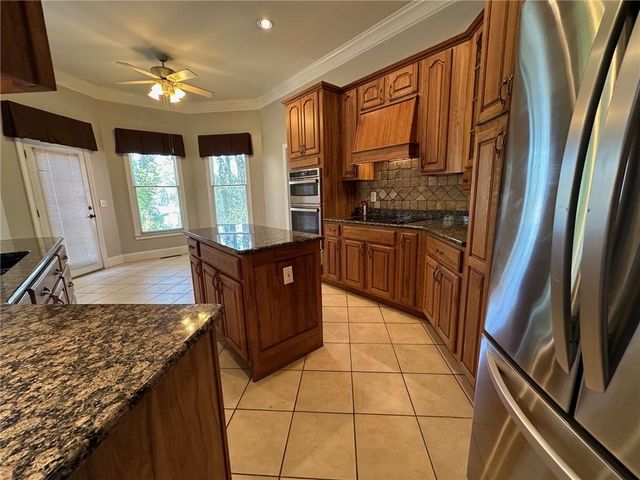 530 Pearl Cove Court, Sandy Springs, GA 30350