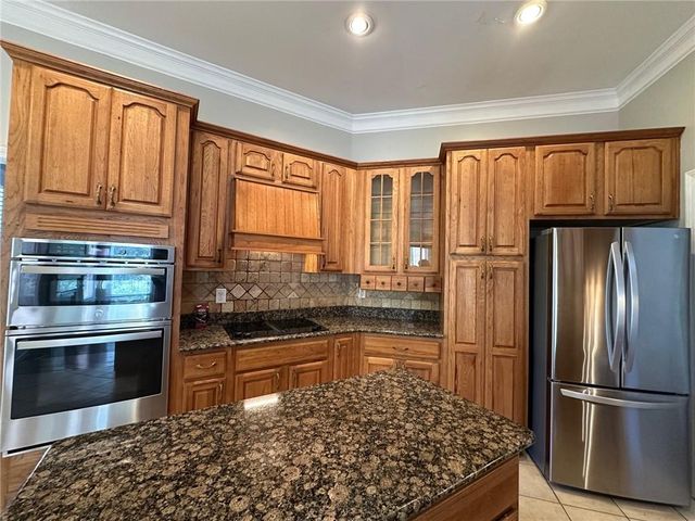 530 Pearl Cove Court, Sandy Springs, GA 30350