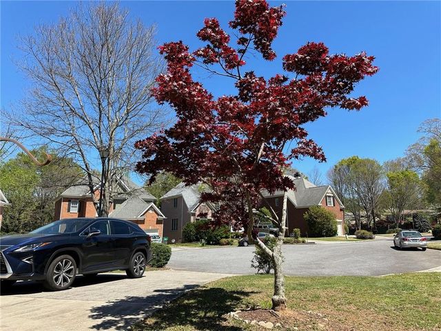 530 Pearl Cove Court, Sandy Springs, GA 30350
