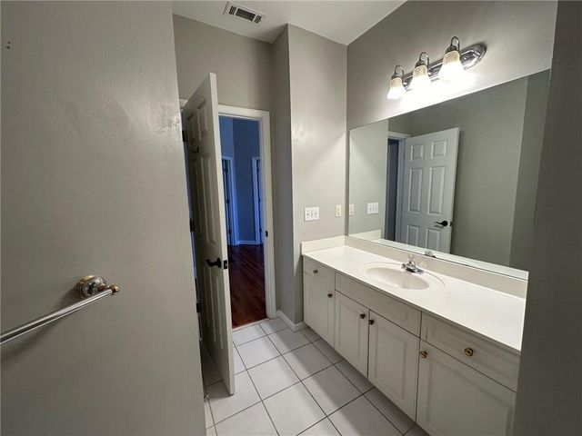 530 Pearl Cove Court, Sandy Springs, GA 30350