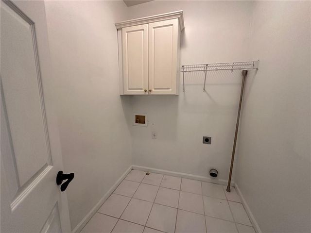 530 Pearl Cove Court, Sandy Springs, GA 30350