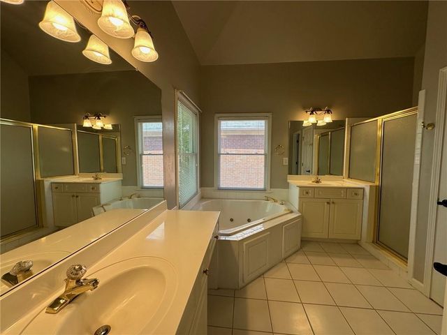 530 Pearl Cove Court, Sandy Springs, GA 30350