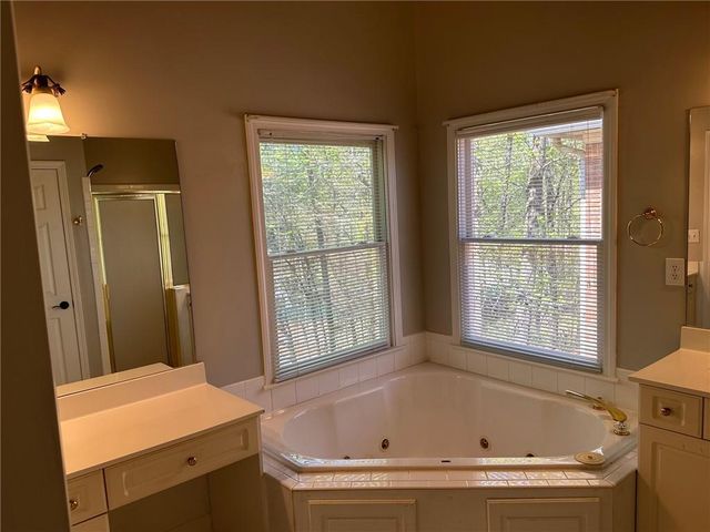 530 Pearl Cove Court, Sandy Springs, GA 30350