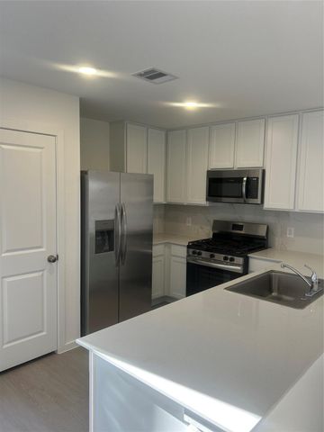 28927 Texas Sparrow Lane, Hockley, TX 77447