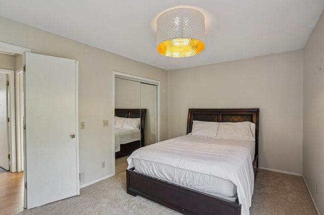 7920 W 107th Street Circle, Bloomington, MN 55438