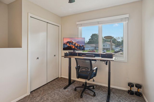7920 W 107th Street Circle, Bloomington, MN 55438