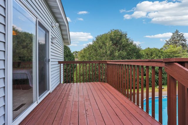 7920 W 107th Street Circle, Bloomington, MN 55438