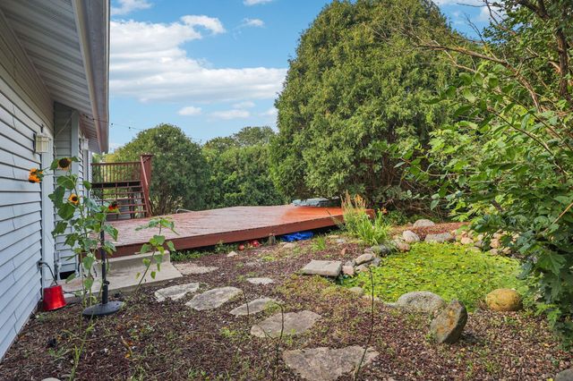7920 W 107th Street Circle, Bloomington, MN 55438