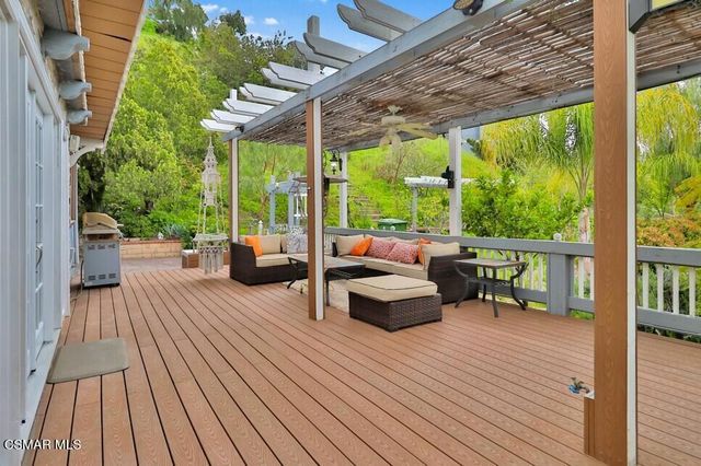 5141 Elvira Road, Woodland Hills, CA 91364
