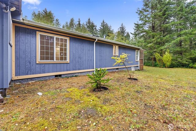 35952 Stackpole Road, Ocean Park, WA 98640