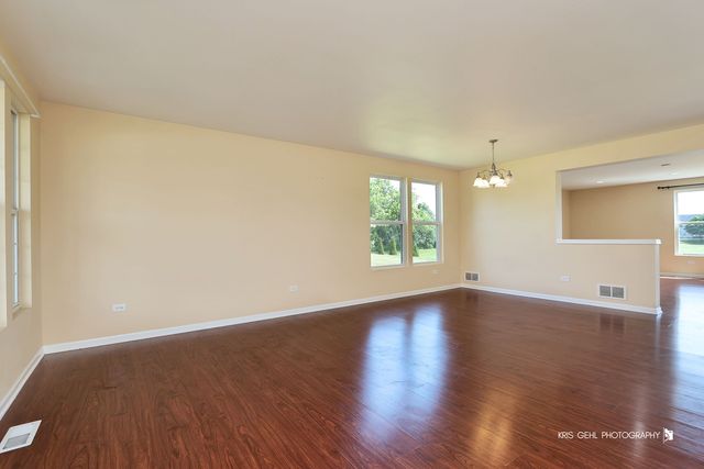 4111 Credence Drive, Zion, IL 60099