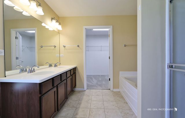 4111 Credence Drive, Zion, IL 60099