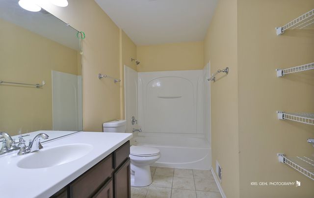 4111 Credence Drive, Zion, IL 60099